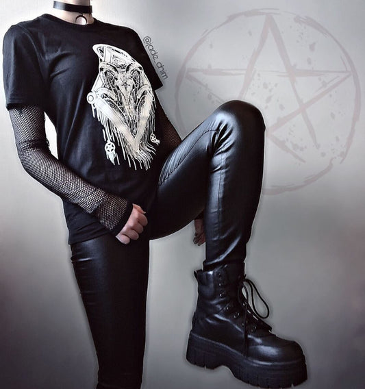 Occult tee