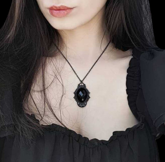 Dark Moon black necklace FAULTY